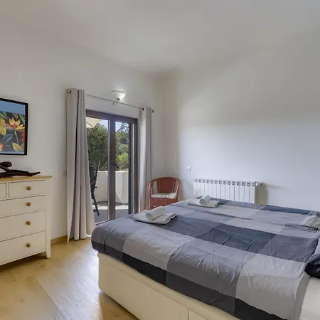 Apartment With Beautiful View - Qa02